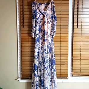 Long flowy dress.  Size S. New